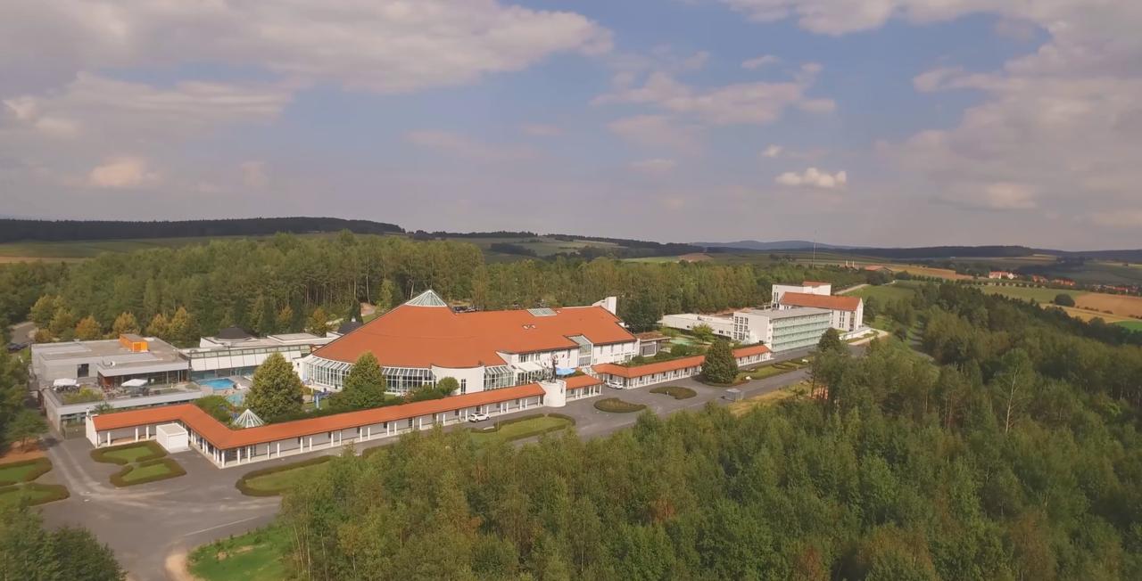 Kurhotel Pyramide Sibyllenbad Neualbenreuth Eksteriør bilde